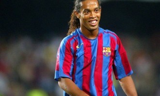 巴萨皇马21世纪球员前六公开！C罗梅西入选！克罗斯苏亚雷斯落选